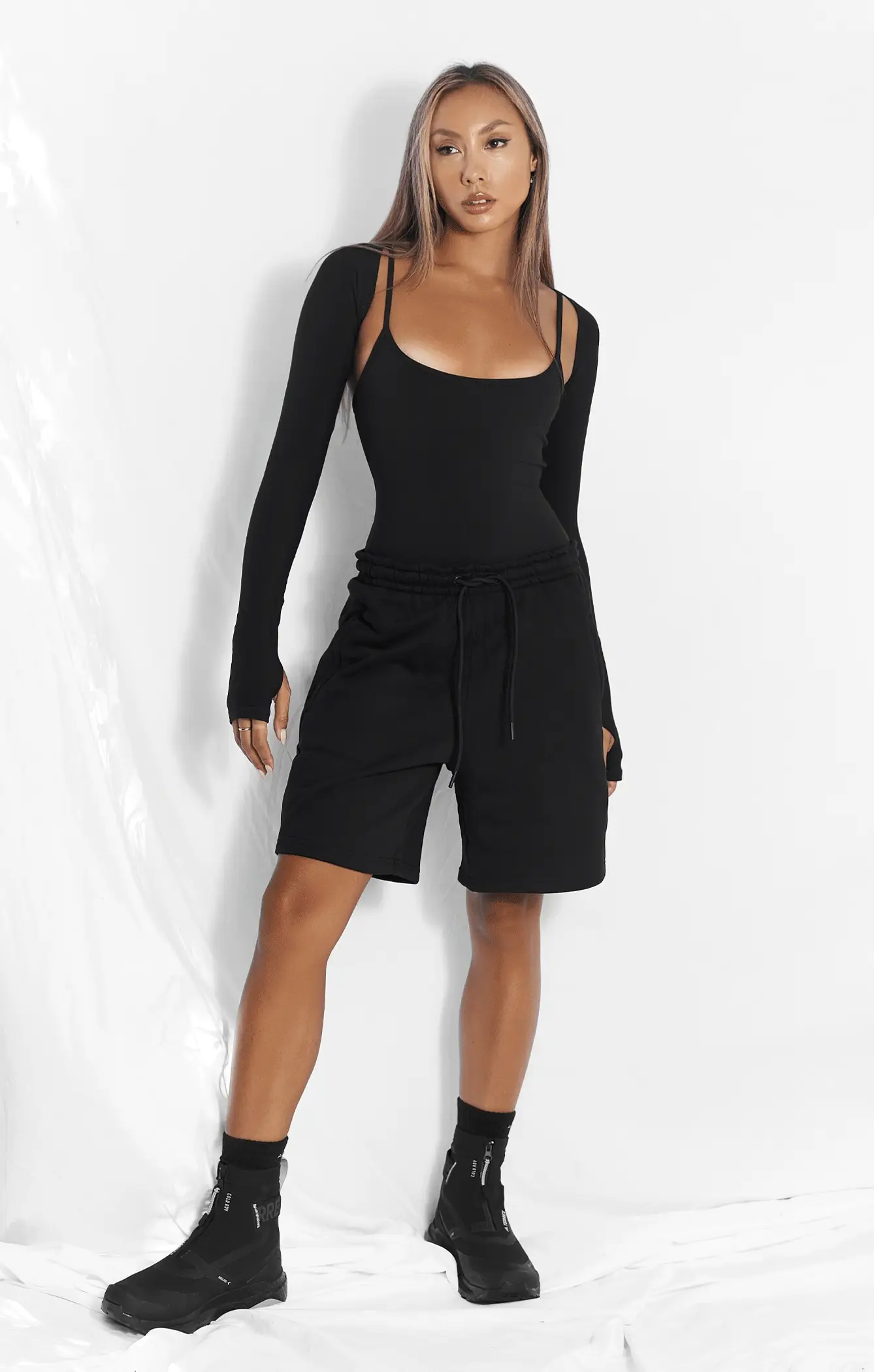 THE SWEAT™ BOYFRIEND SHORT - BLACK - Image 5