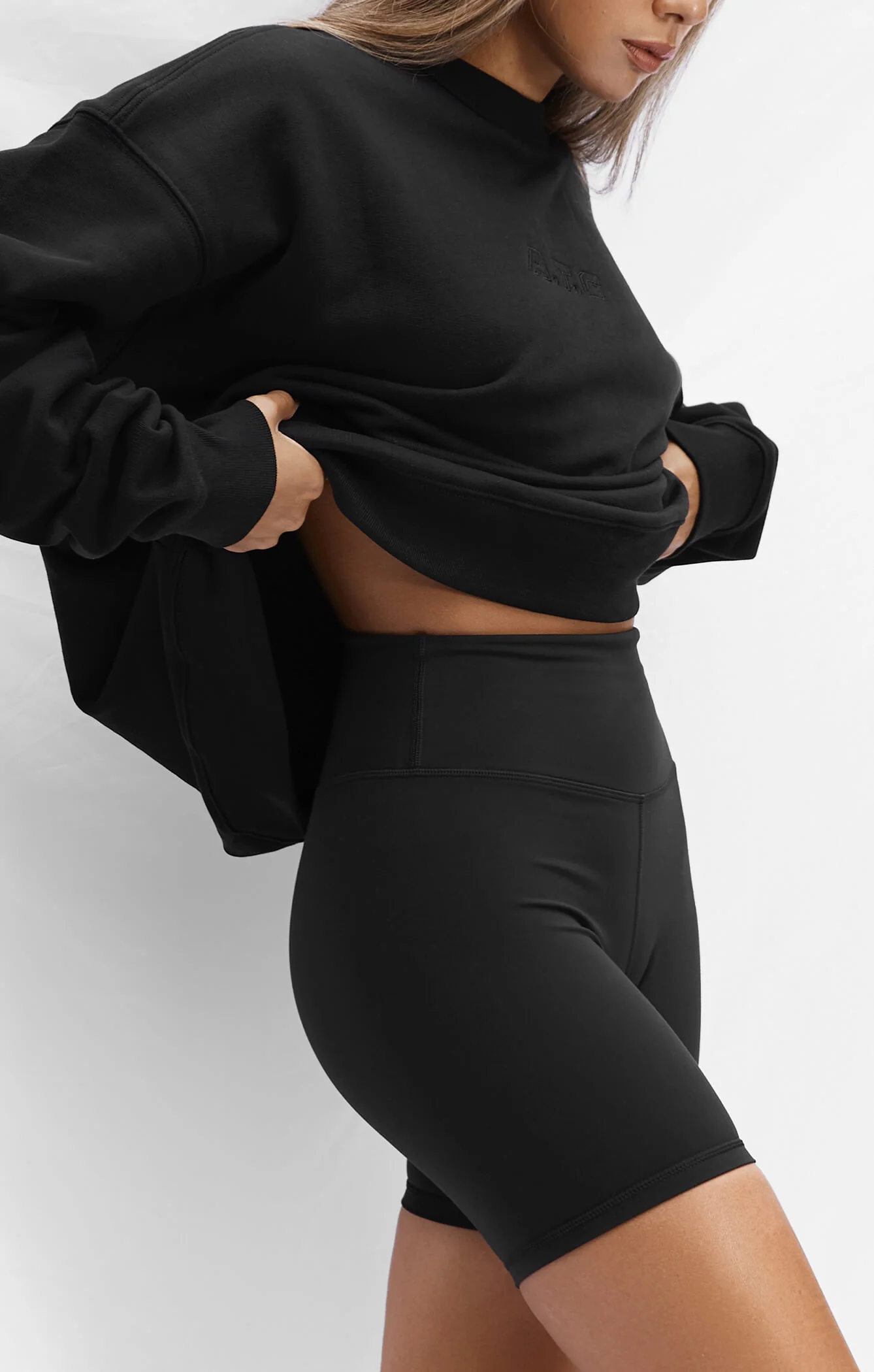 THE SWEAT™ CREW - BLACK - Image 6