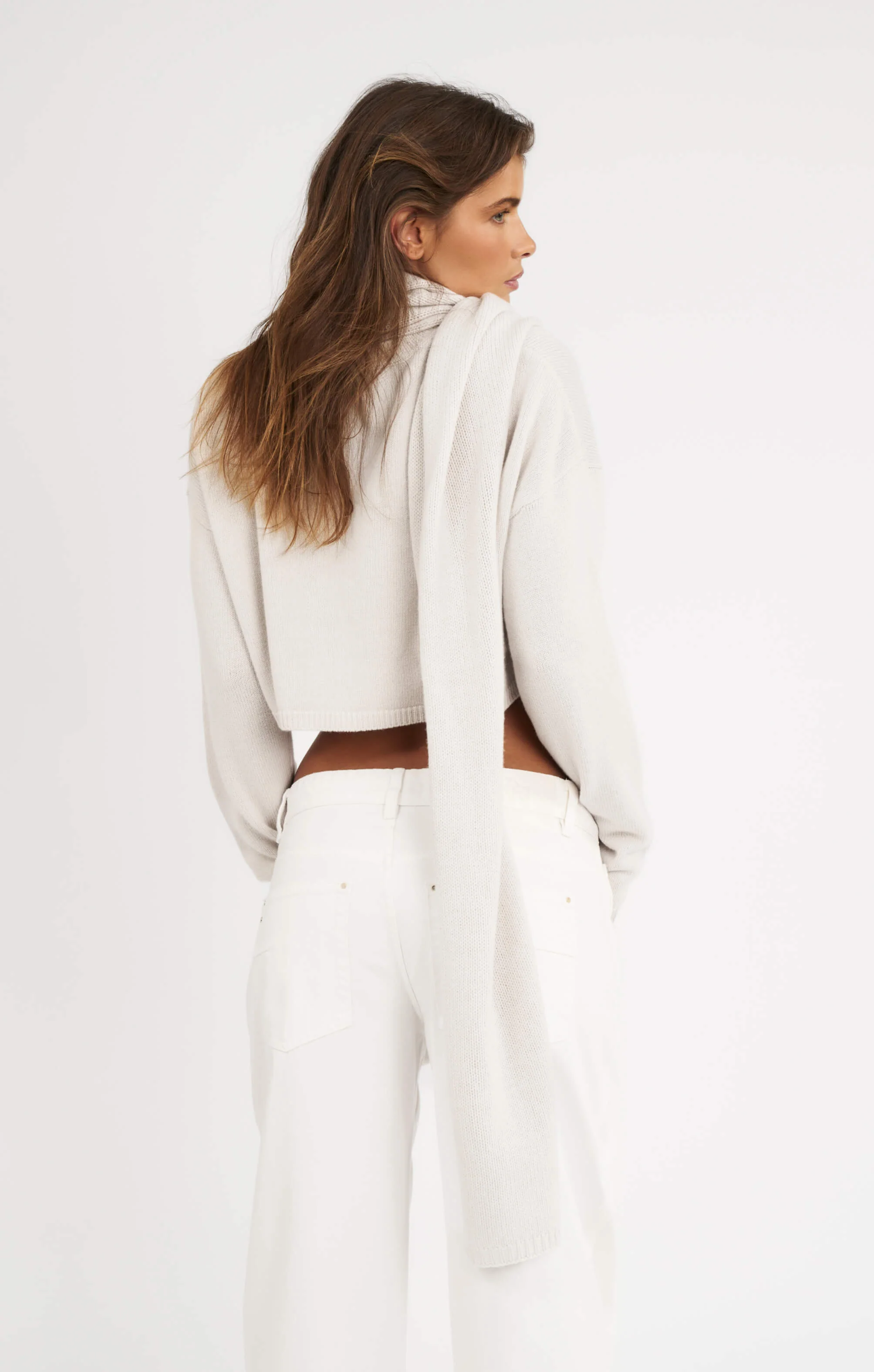 THE CROPPED UNIVERSAL KNIT 2.0 - BONE - Image 4