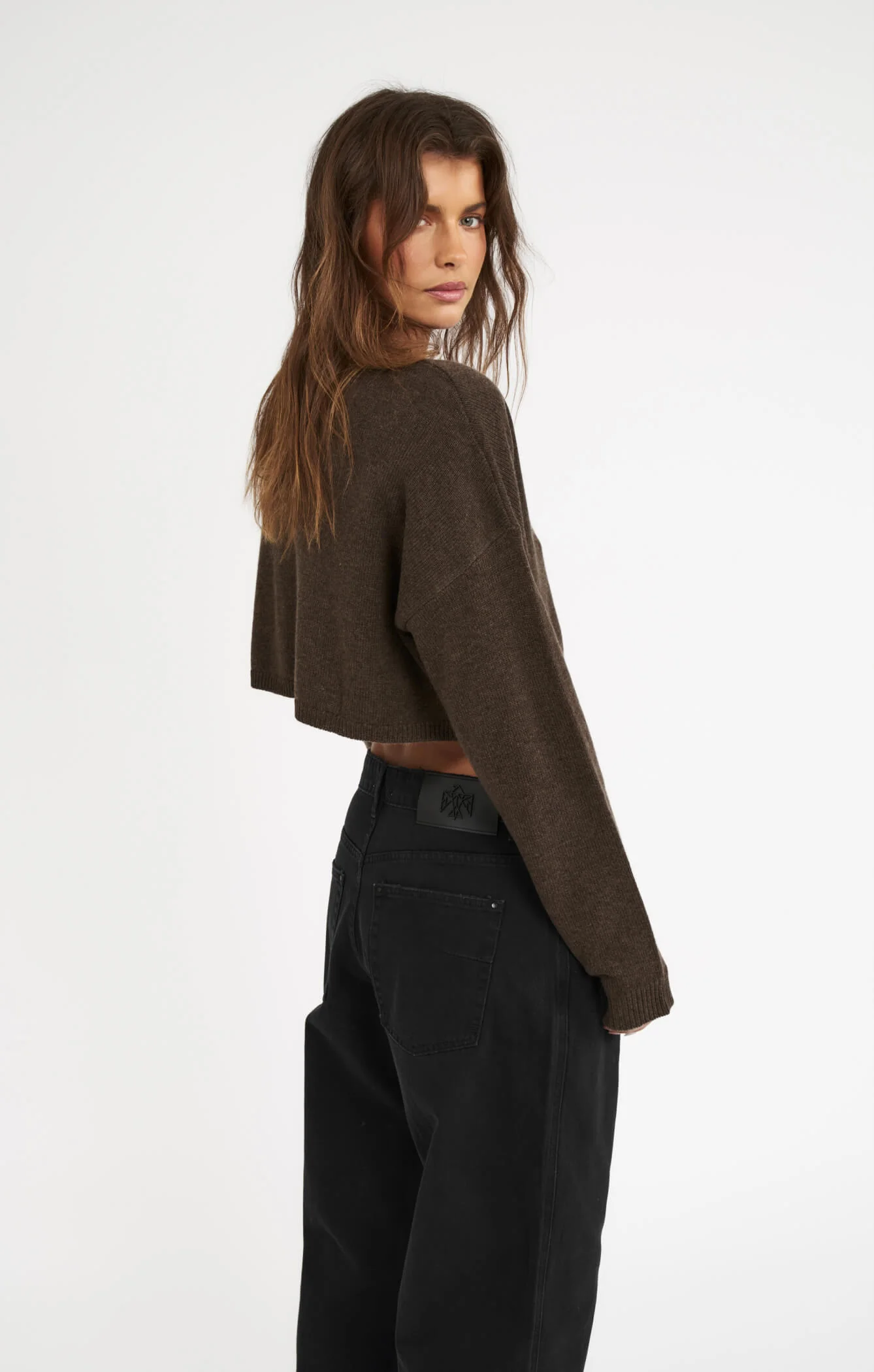 THE CROPPED UNIVERSAL KNIT 2.0 - ESPRESSO MARLE
