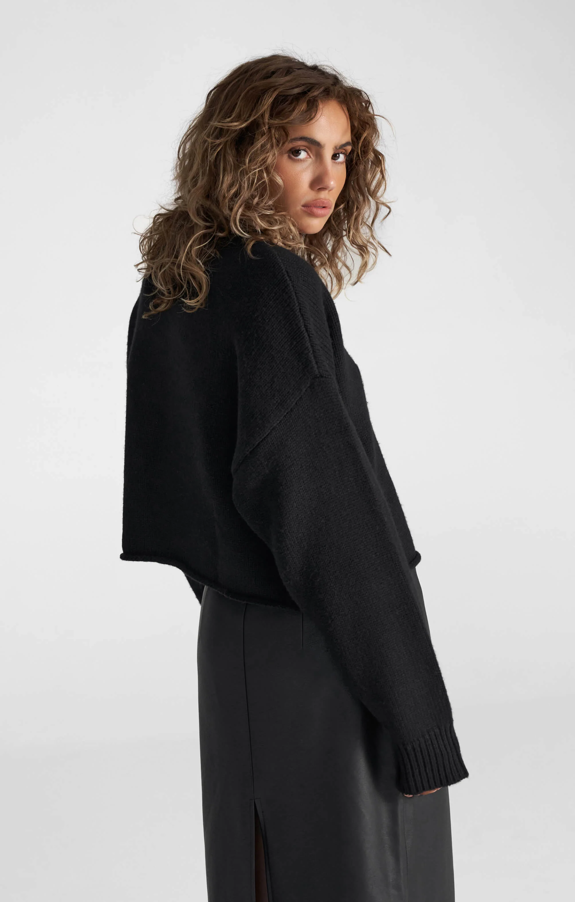 THE HEAVY KNIT - BLACK - Image 3