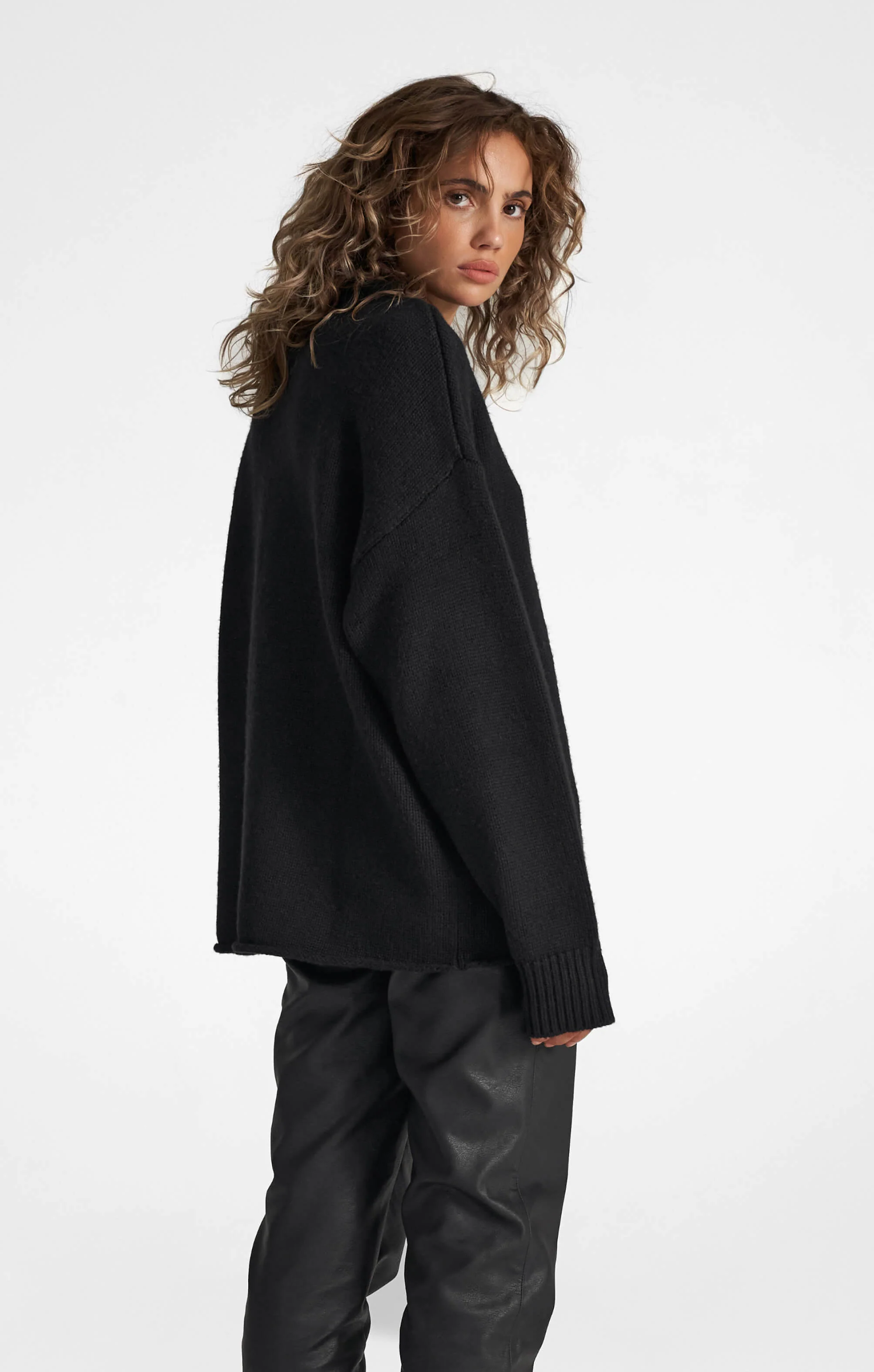 THE HEAVY KNIT LONG - BLACK - Image 5