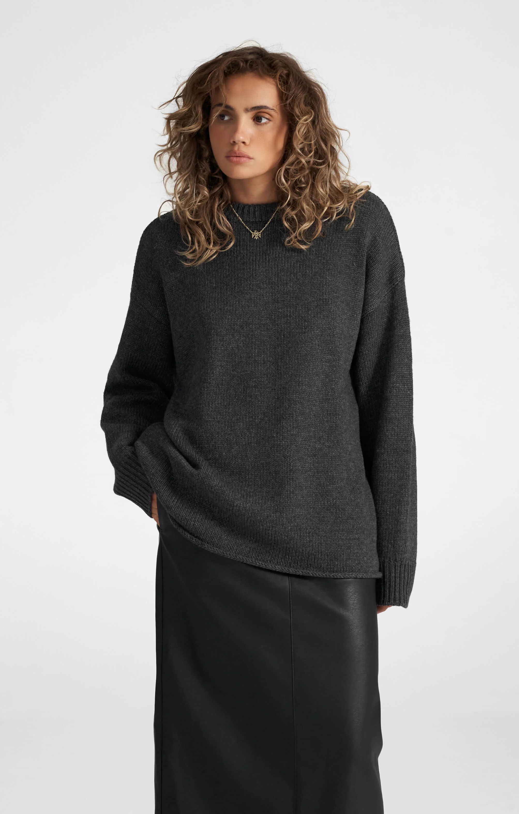 THE HEAVY KNIT LONG - CHARCOAL - Image 3