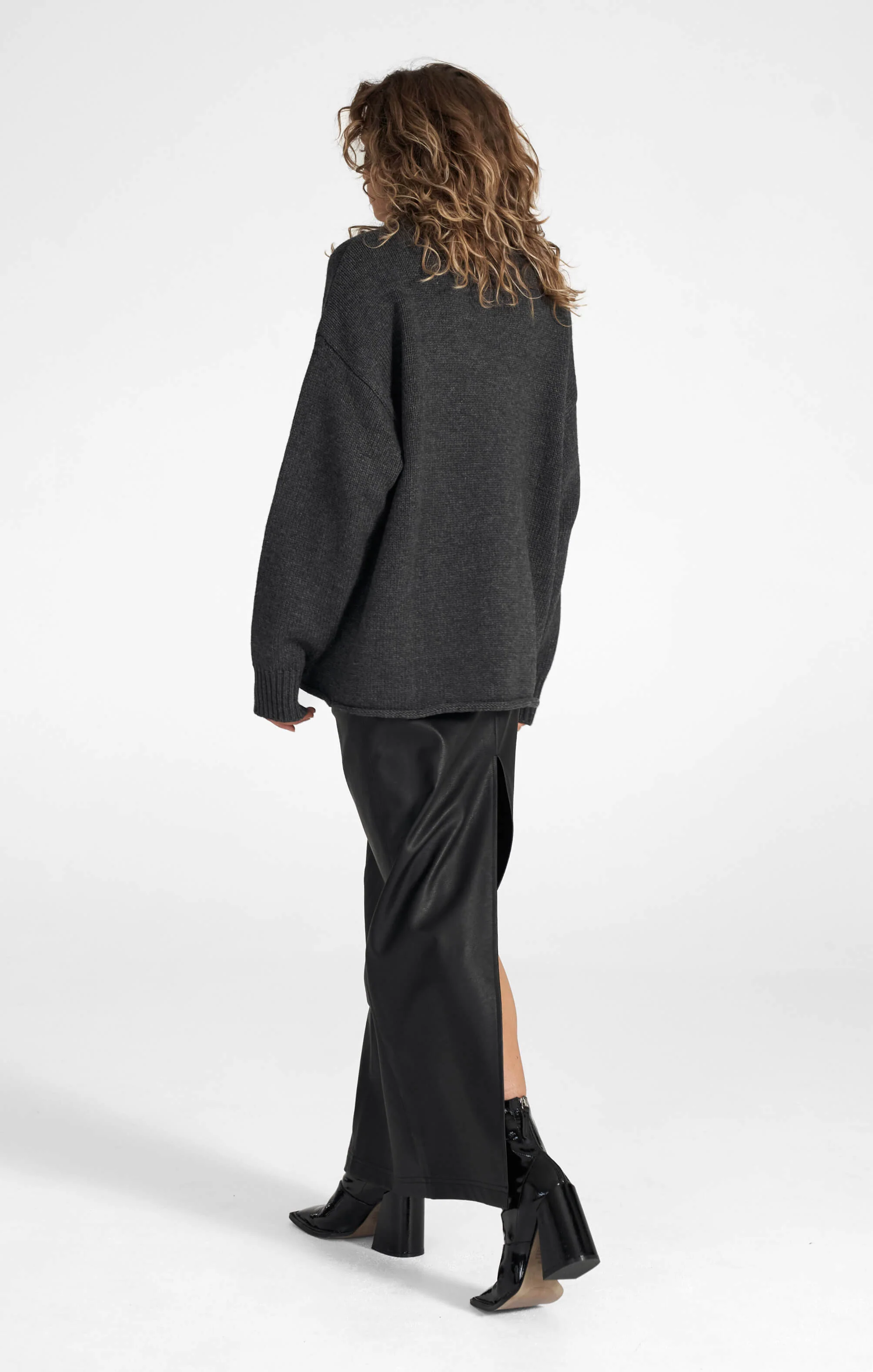 THE HEAVY KNIT LONG - CHARCOAL - Image 4