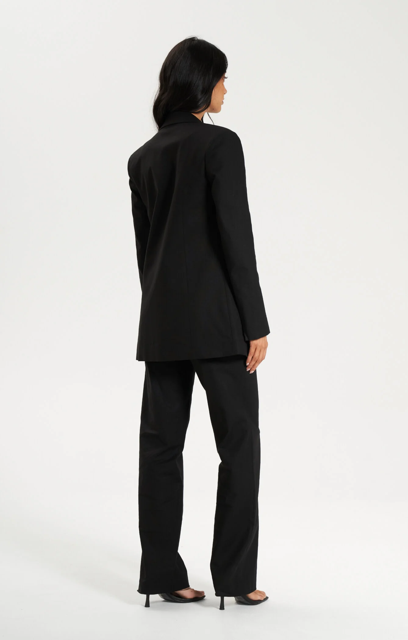 THE LINEN CLASSIC BLAZER - BLACK - Image 4