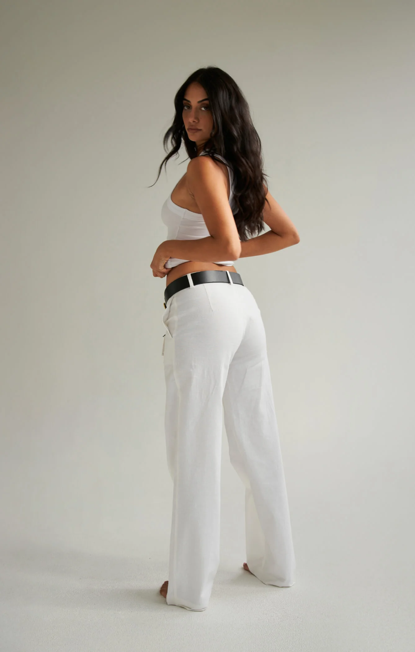 THE LINEN LOW RISE PANT - WHITE - Image 6