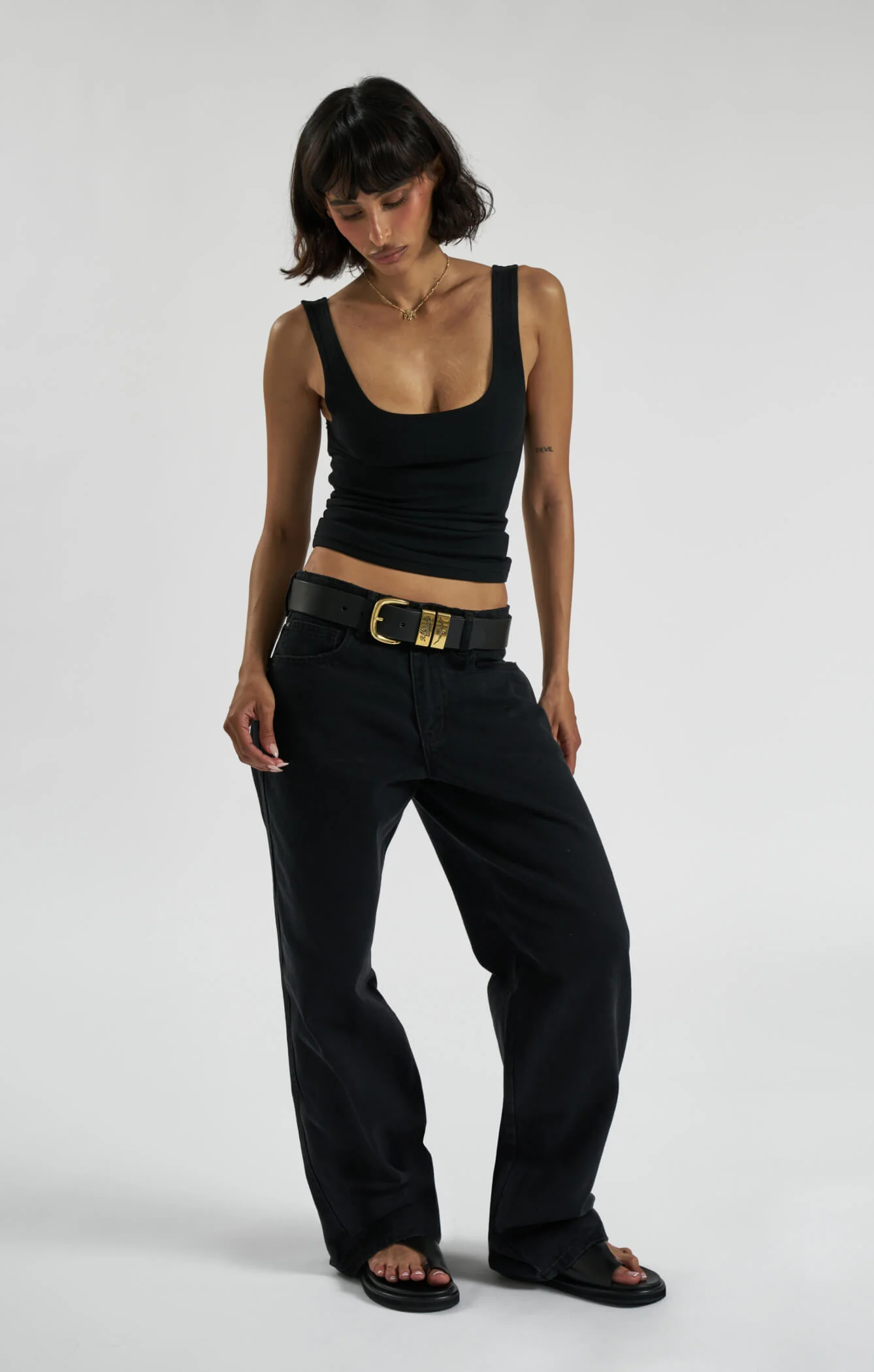 THE LOW RISE BAGGY JEAN - WASHED BLACK - Image 2