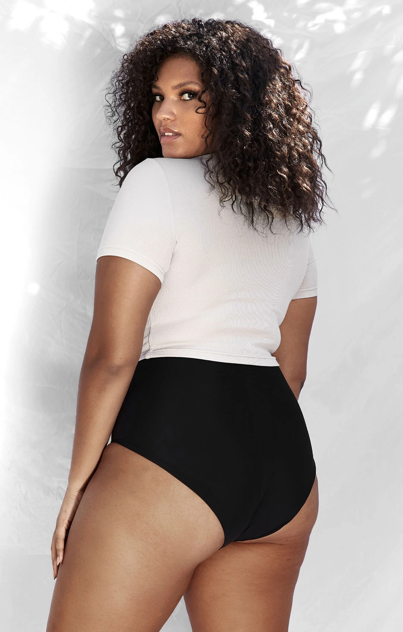 THE LUXE RIB BABY CROP TEE - STONE - Image 6