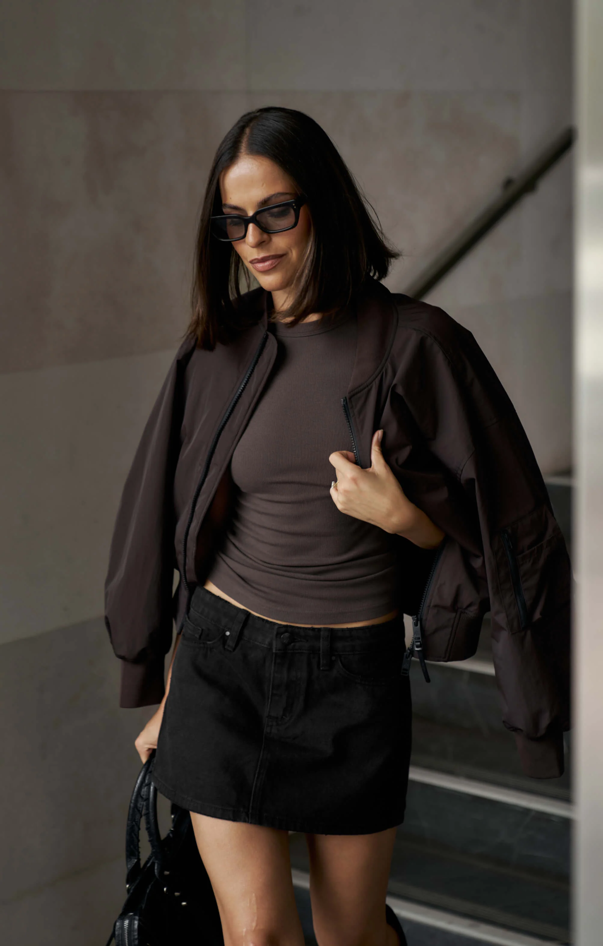 THE LUXE RIB BABY TEE - ESPRESSO - Image 5