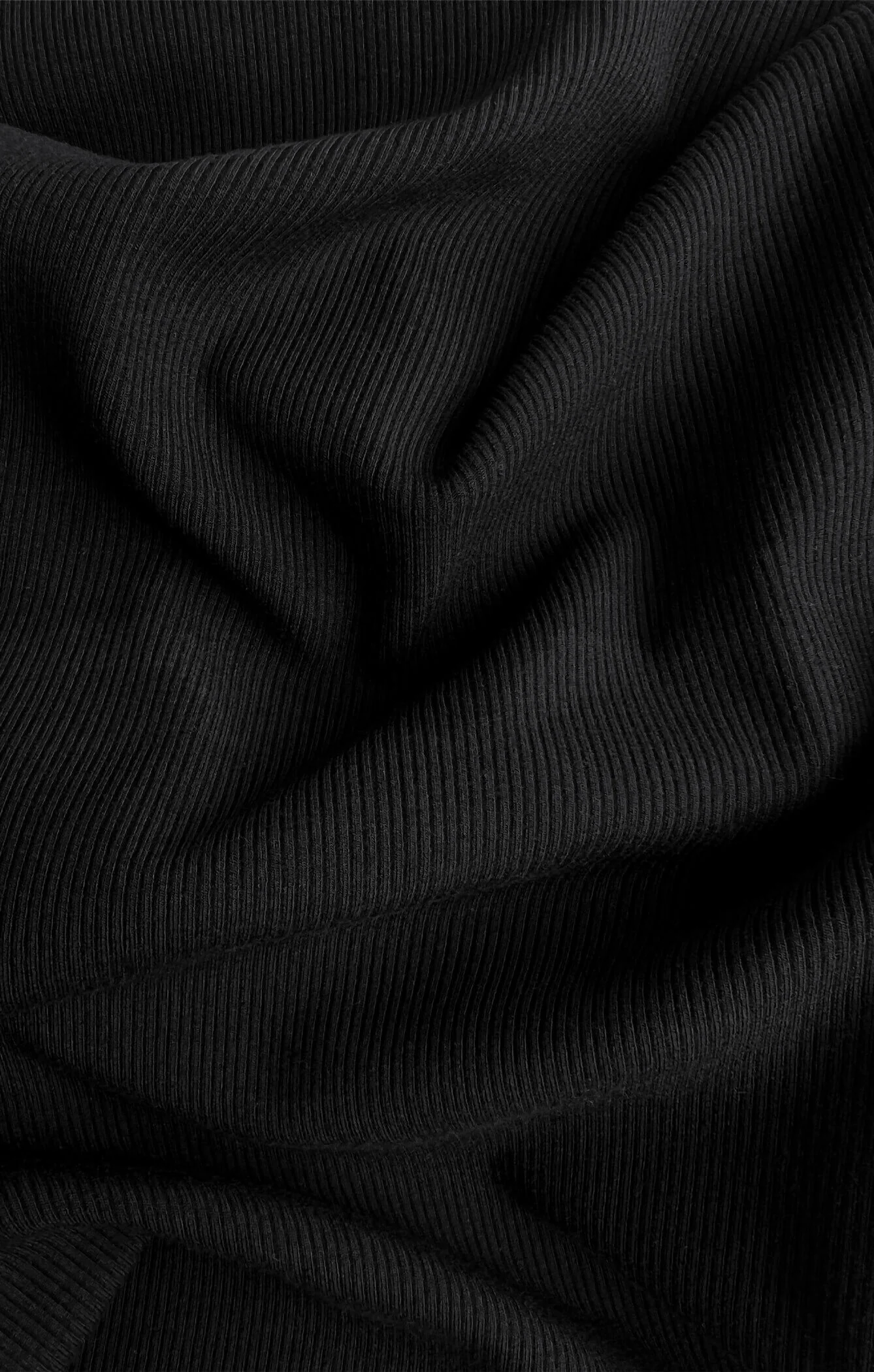 THE LUXE RIB HIGH NECK TANK - BLACK - Image 5