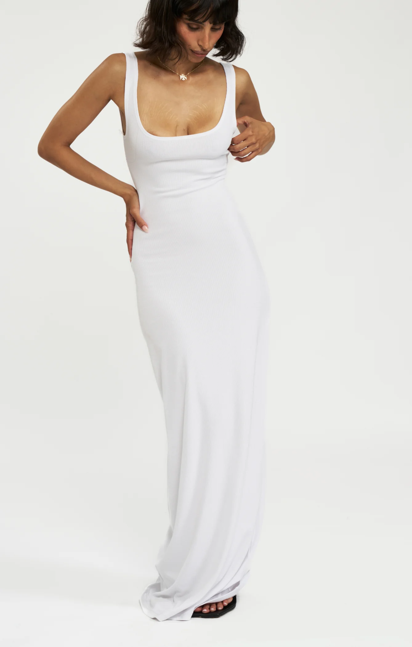 THE LUXE RIB MAXI DRESS - WHITE - Image 4