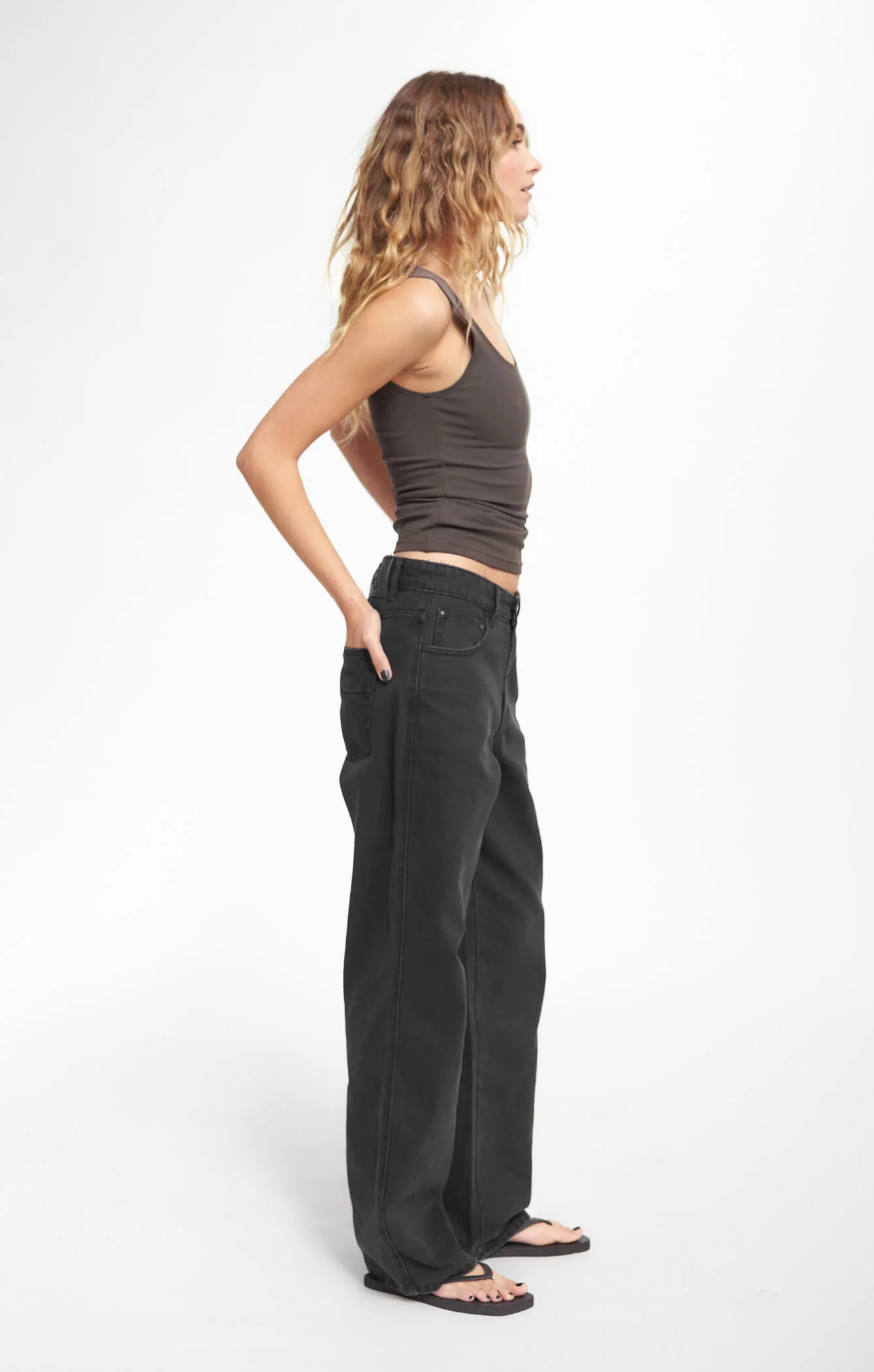 THE LUXE RIB TANK - ESPRESSO - Image 5