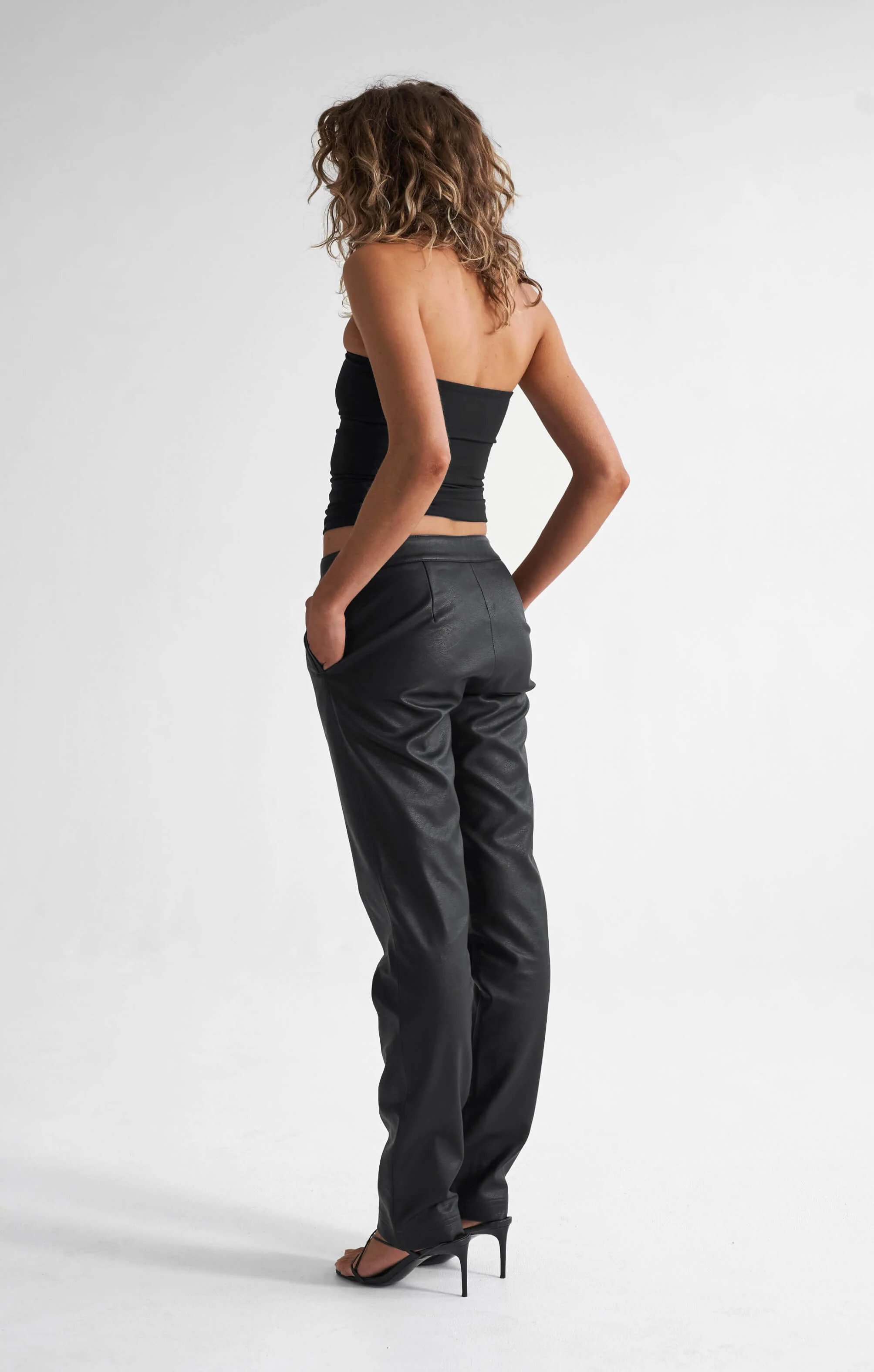 THE PEBBLED™ LOW RISE PANT - Image 5