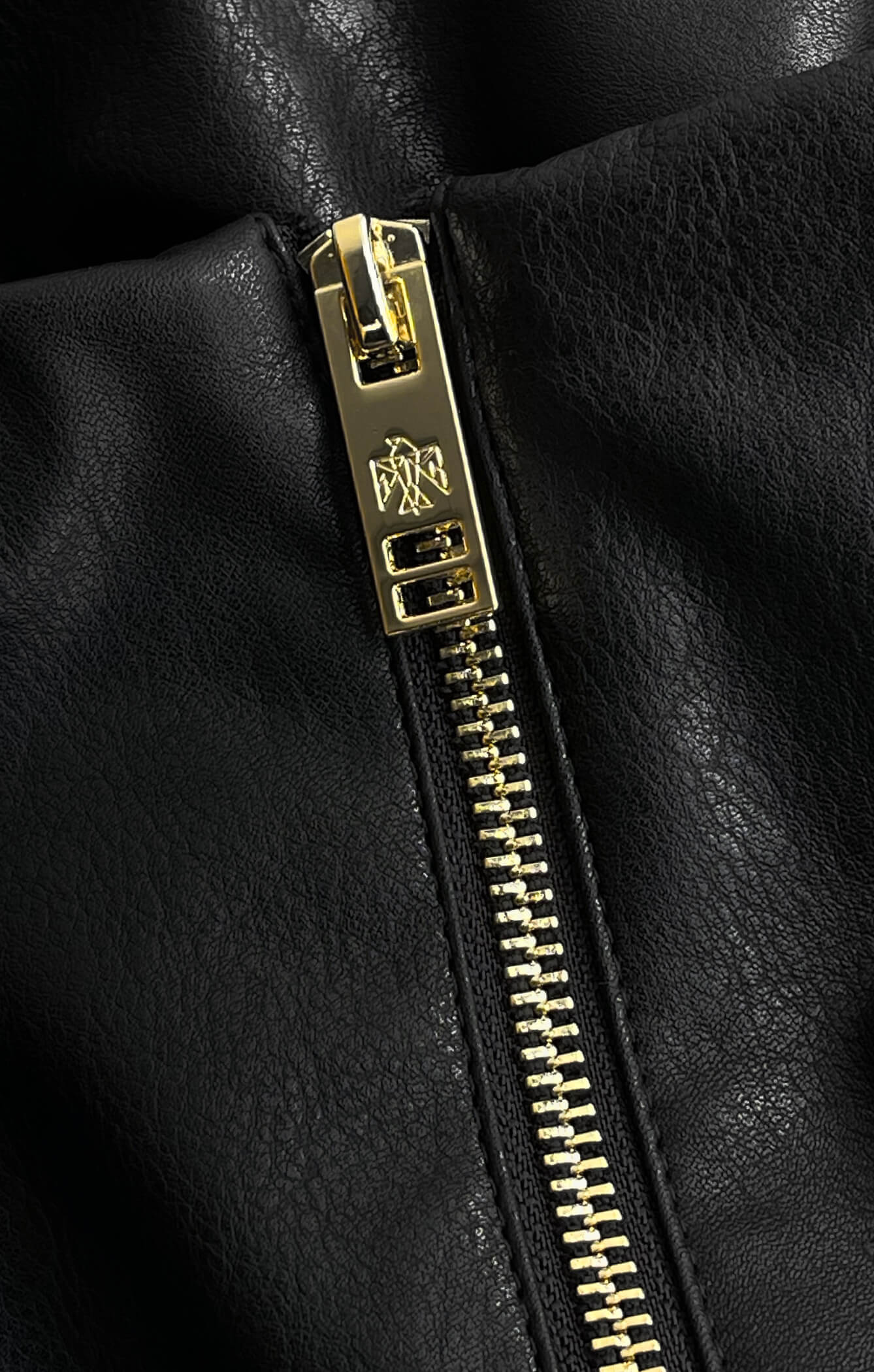 THE PEBBLED™ MINI SKIRT - Image 7