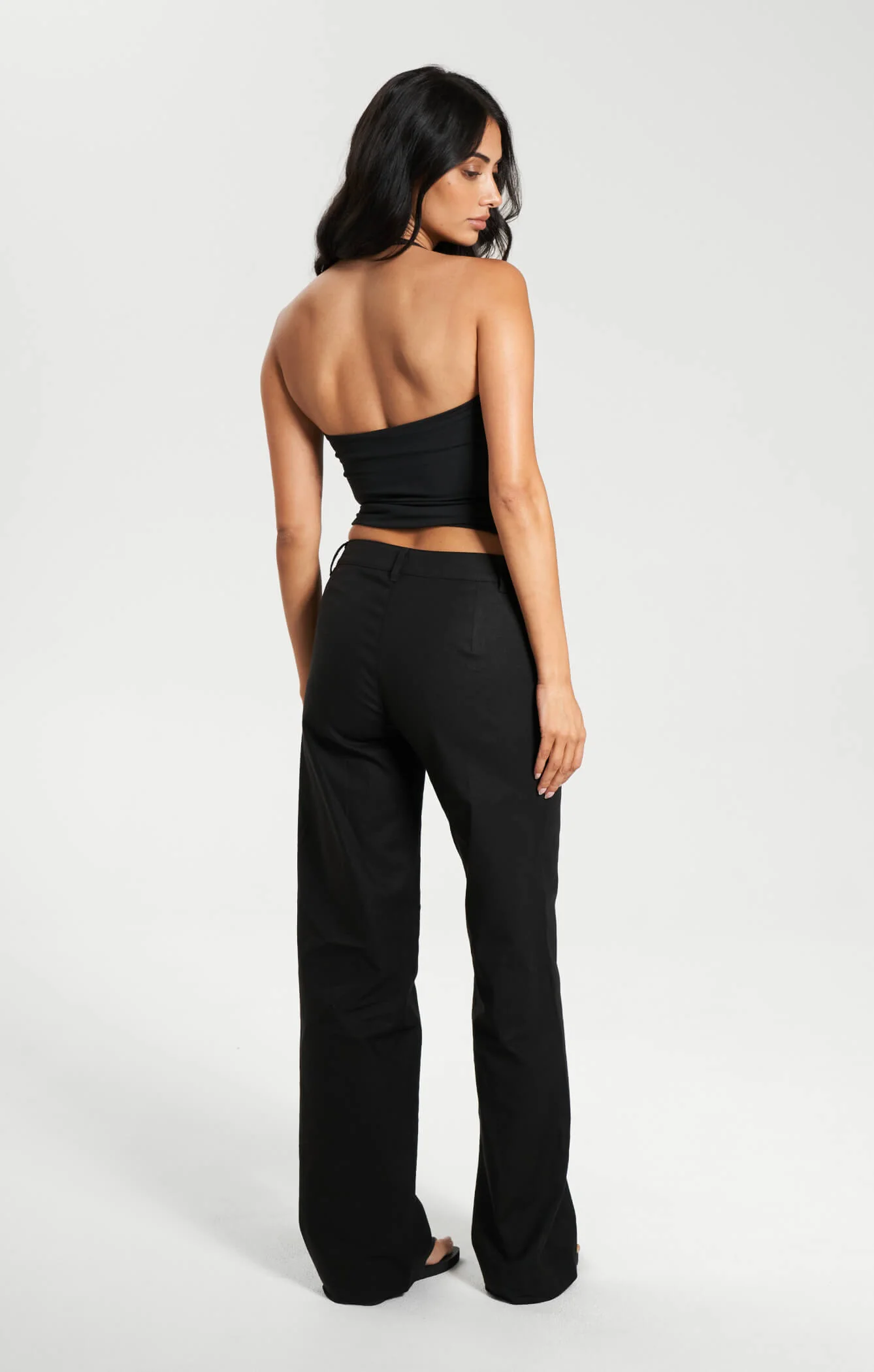 THE SCULPT™ HALTER TANK - BUTTER BLACK - Image 3