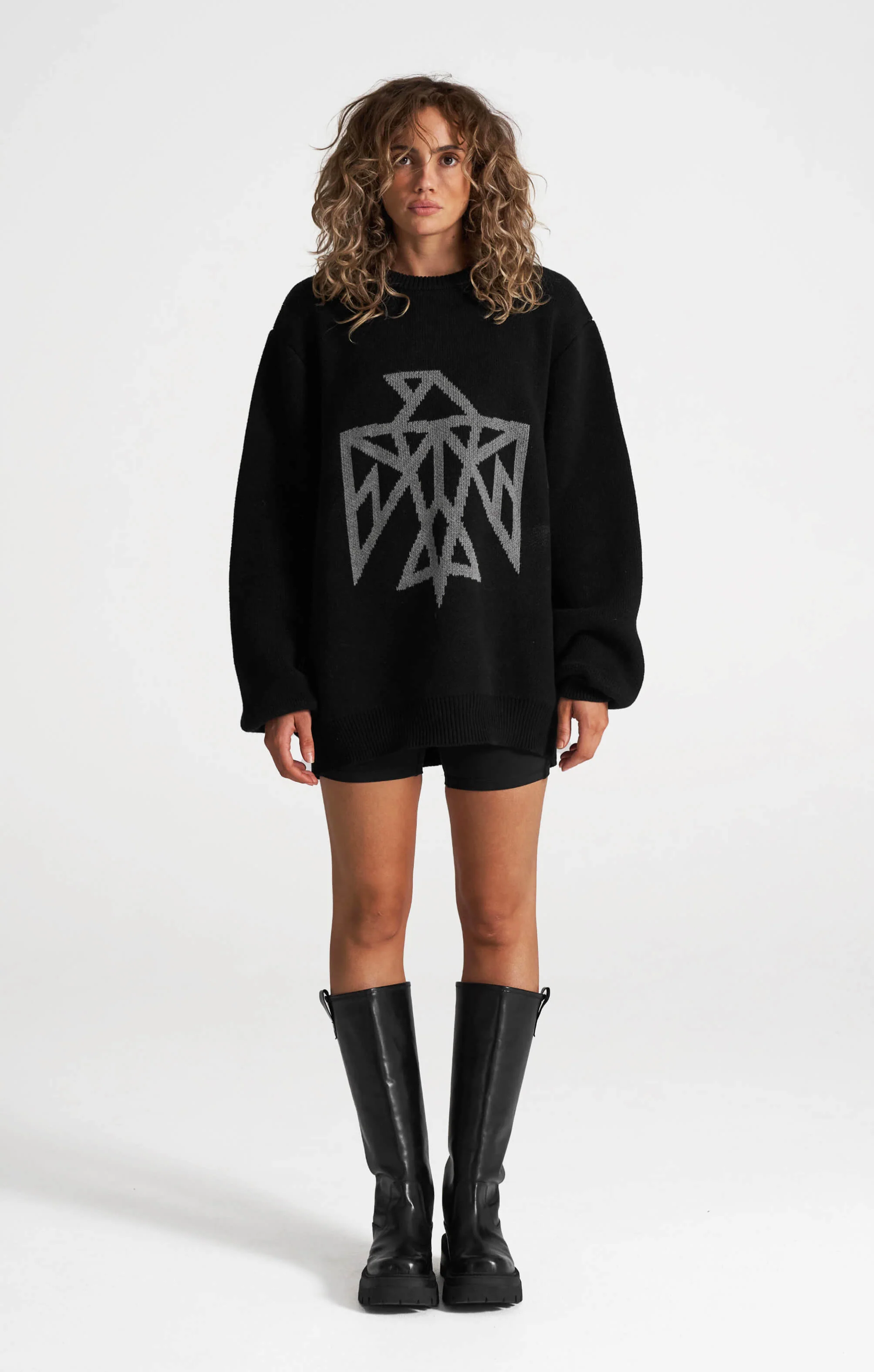 THE SIGNATURE JACQUARD KNIT - BLACK - Image 2