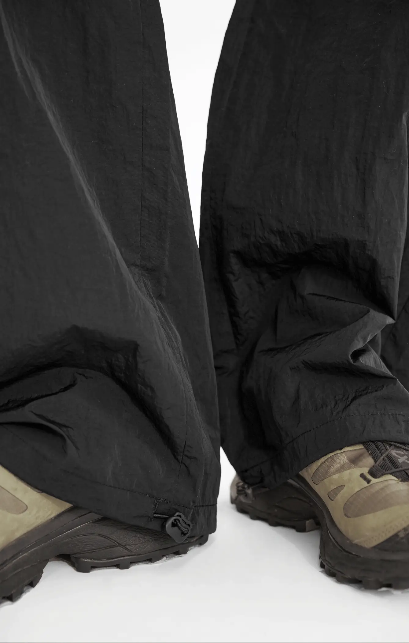 THE STRAIGHT LEG SPRAY PANT - BLACK - Image 3