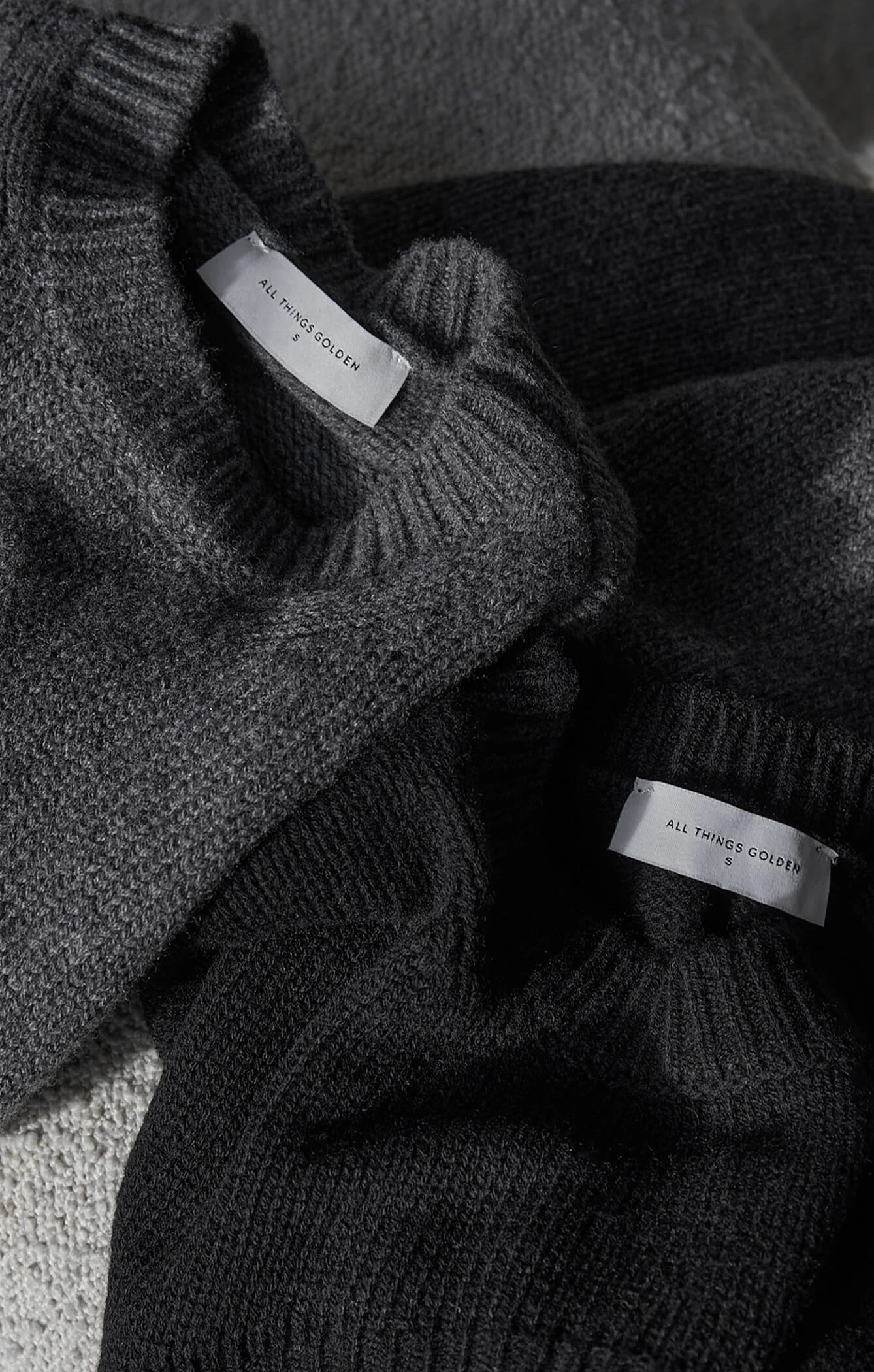 THE SUPER CROP KNIT - BLACK - Image 7