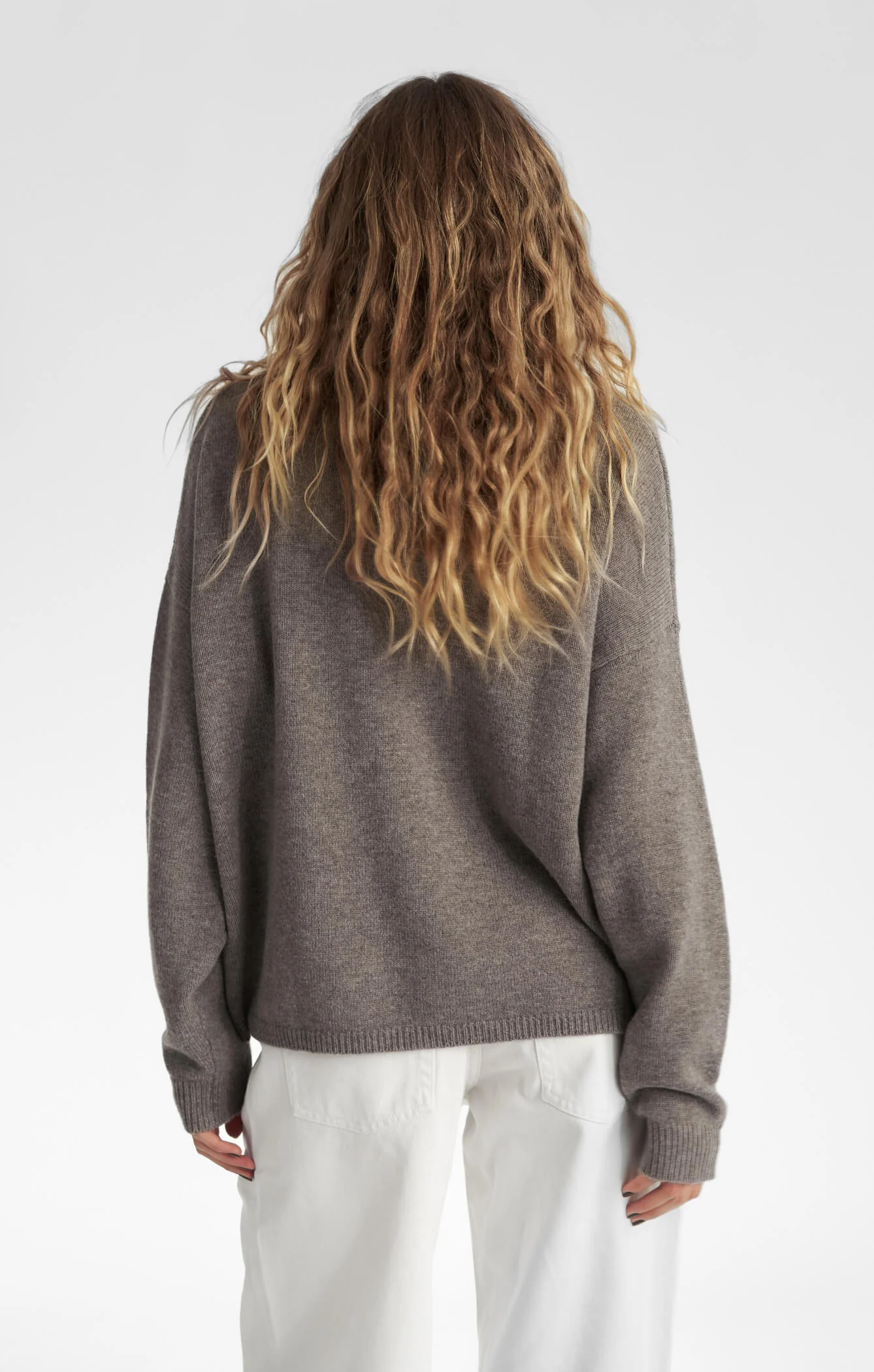 THE UNIVERSAL KNIT 2.0 - NEUTRAL MARLE - Image 5